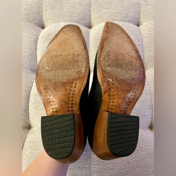 Pakaufman Size 8 Black Heeled Ankle Boots - No Laces - Picture 4 of 7